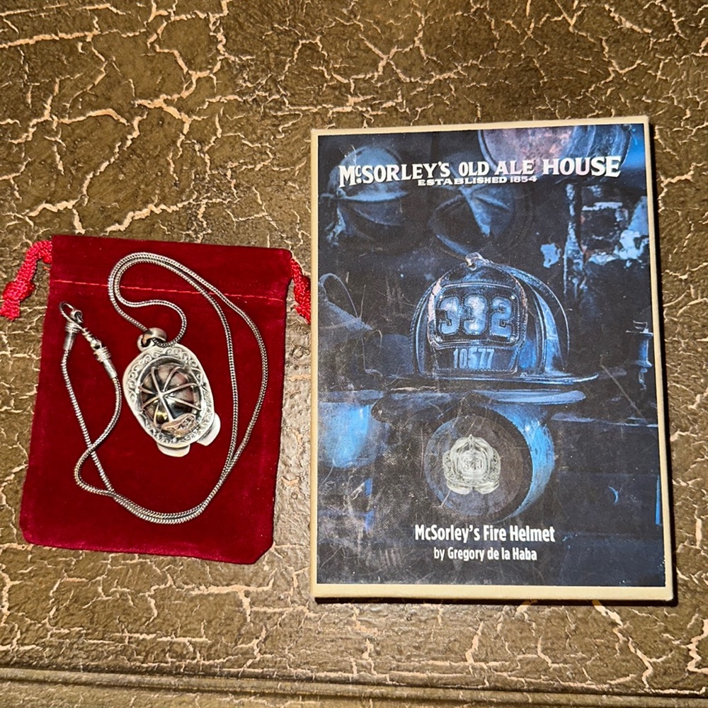 Collectible Commemorative 9/11 Necklace w/Pendant signed by Gregory de la Haba